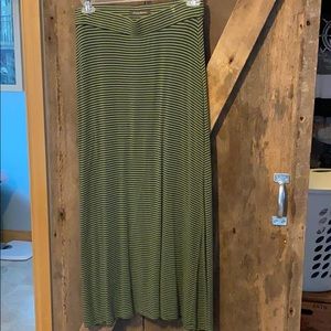 Green striped Tommy Bahama maxi skirt—Med